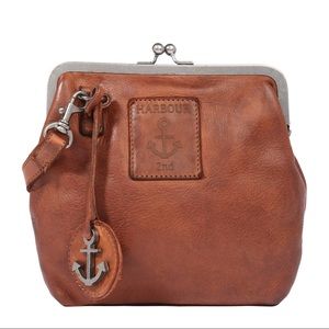 NWT Harbour 2nd distressed leather kisslock crossbody